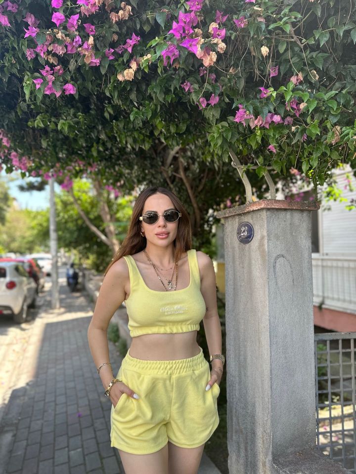 Havlu Kumaş Şortlu Takım