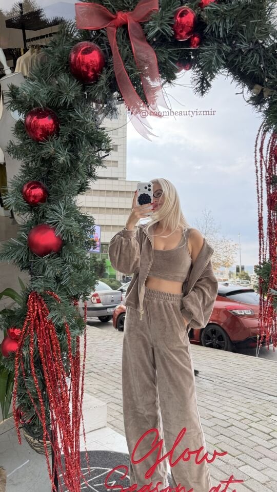 Kadife üçlü takım